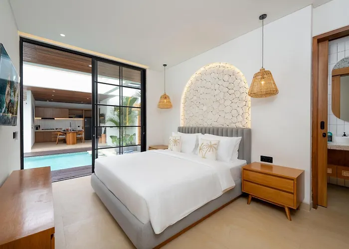 Serene By Pertama Villa *